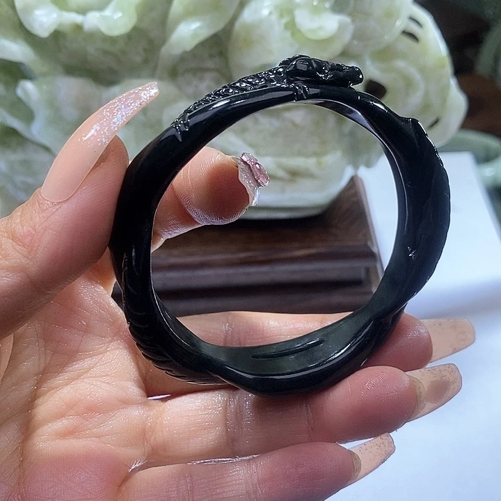 岫玉岫玉手镯未镶嵌