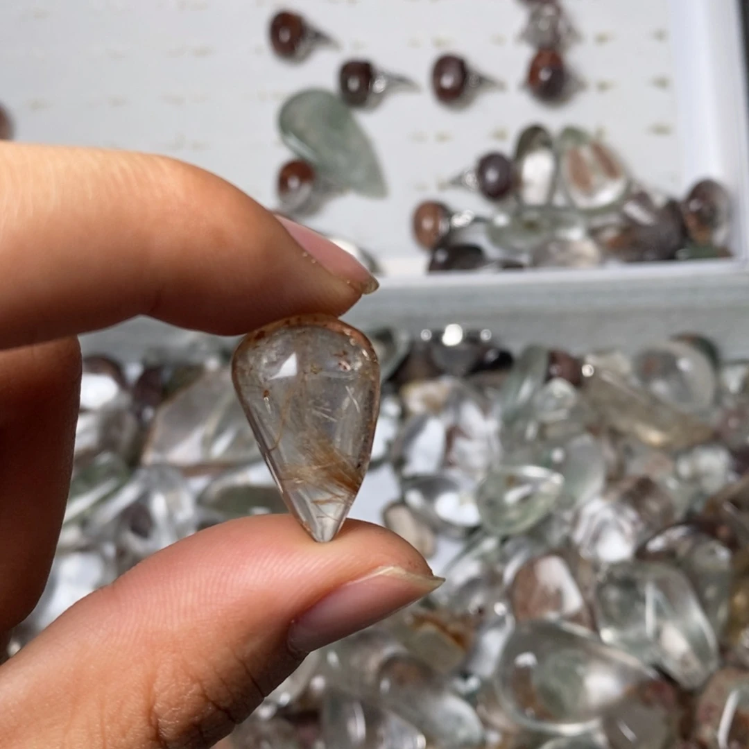 未镶嵌颈饰水晶鹌***工水晶