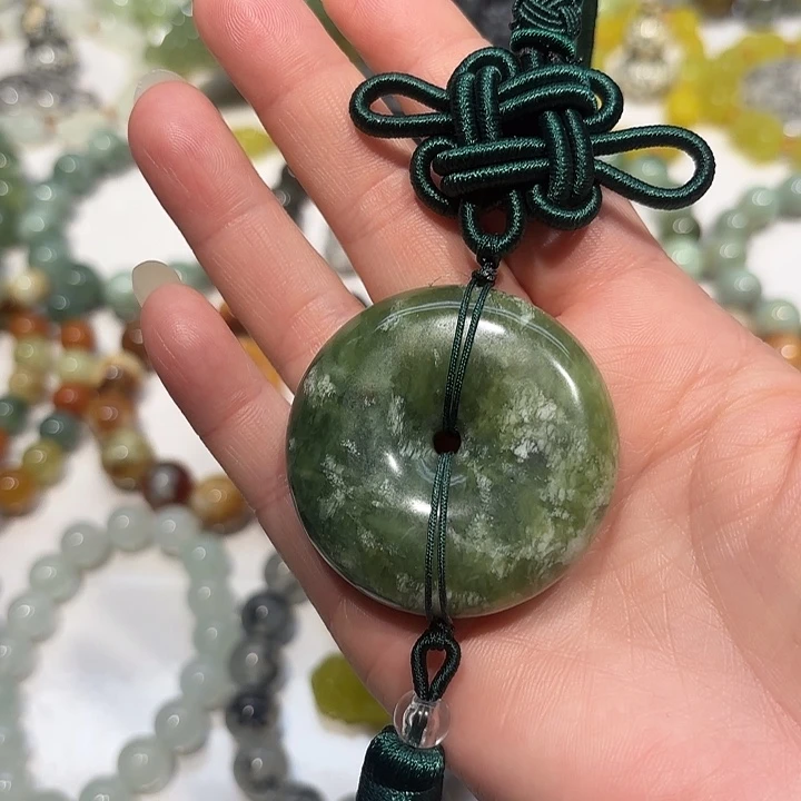 蛇纹石玉未镶嵌车挂