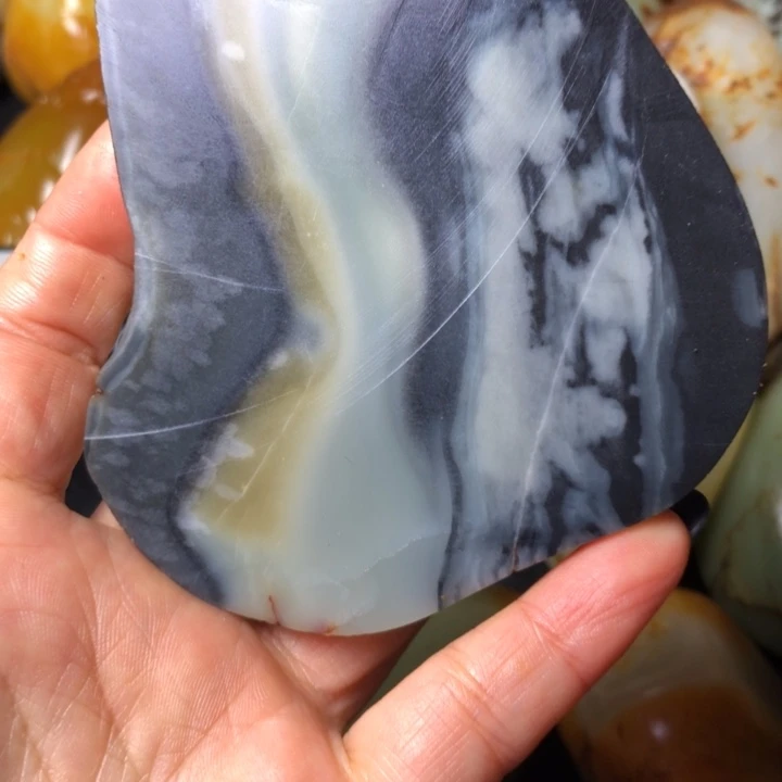 老***尚和田玉未镶嵌珠宝奇石