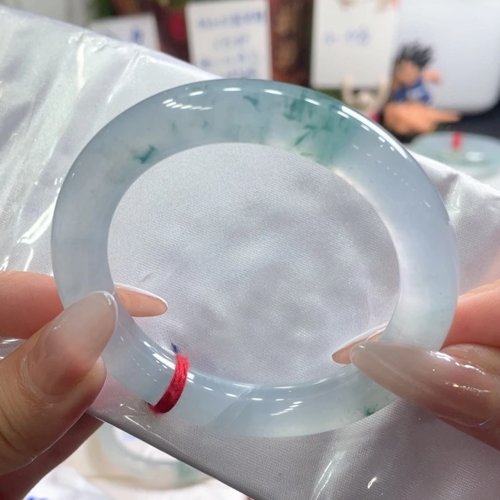 翡翠未镶嵌手镯51圈 小手捡漏有包容一步到位