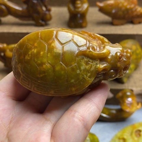 蛇纹石玉未镶嵌颈饰77