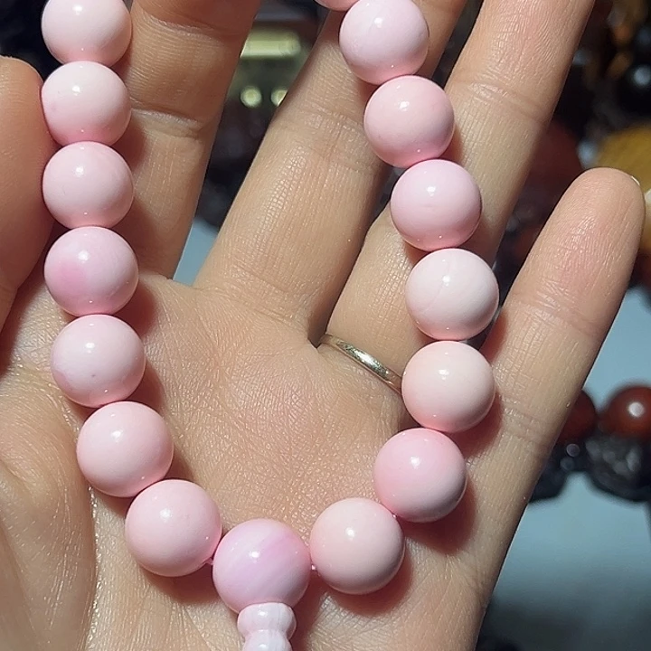 木潇****✨木木木木木手持