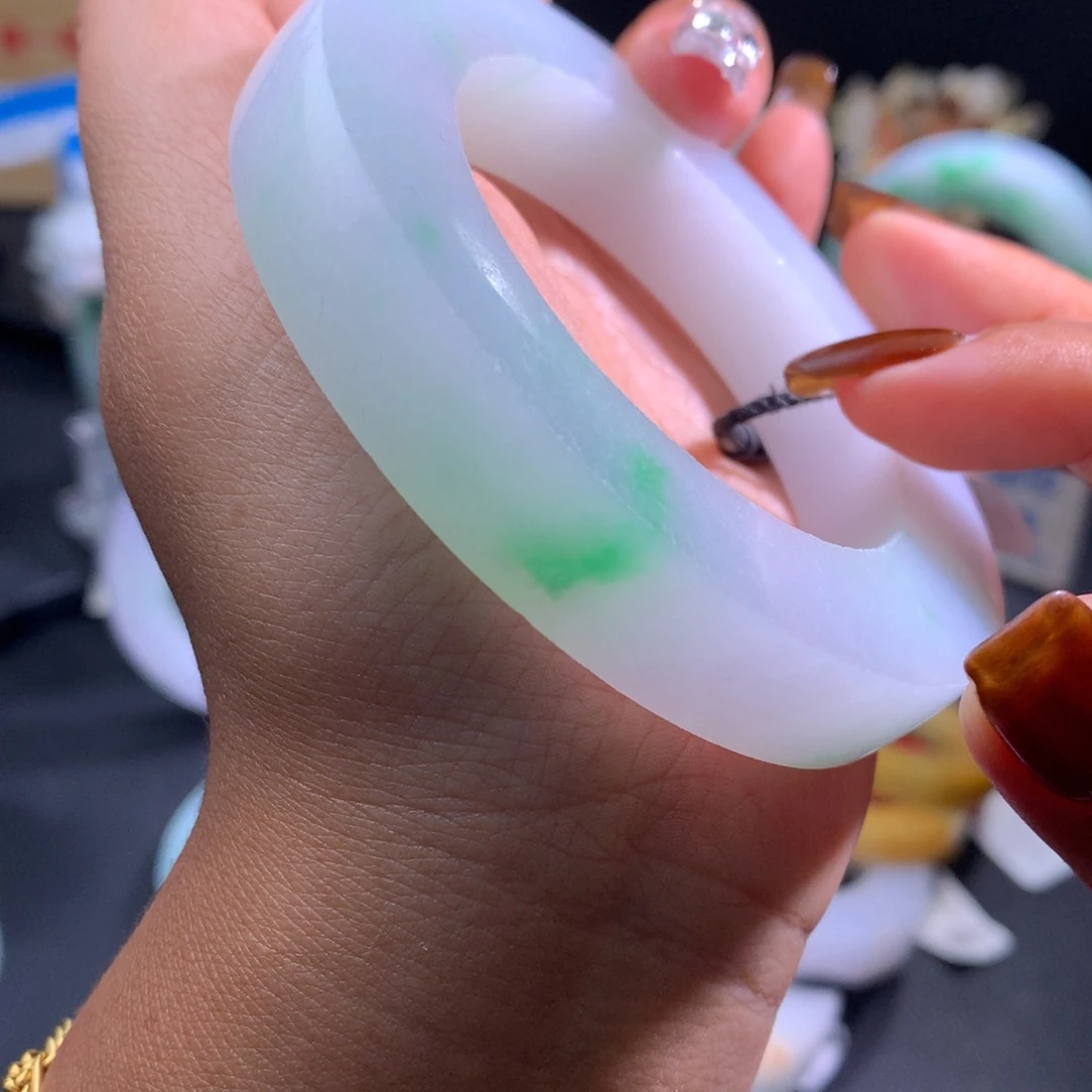 定制翡翠未镶嵌正