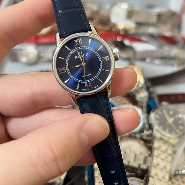 *****钢牛皮（革）钢石英机芯