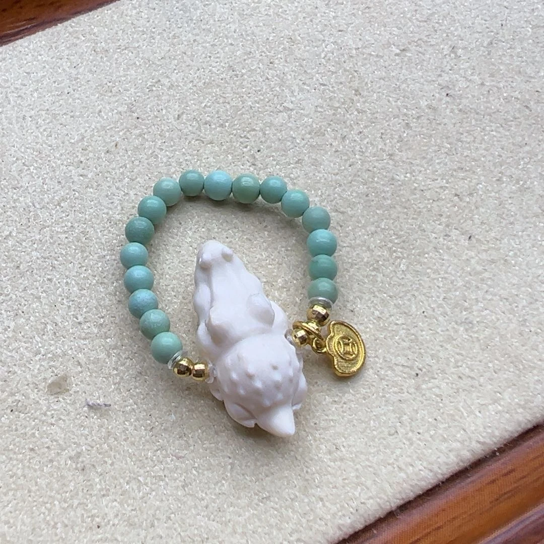 绿松石戒指18K金镶嵌