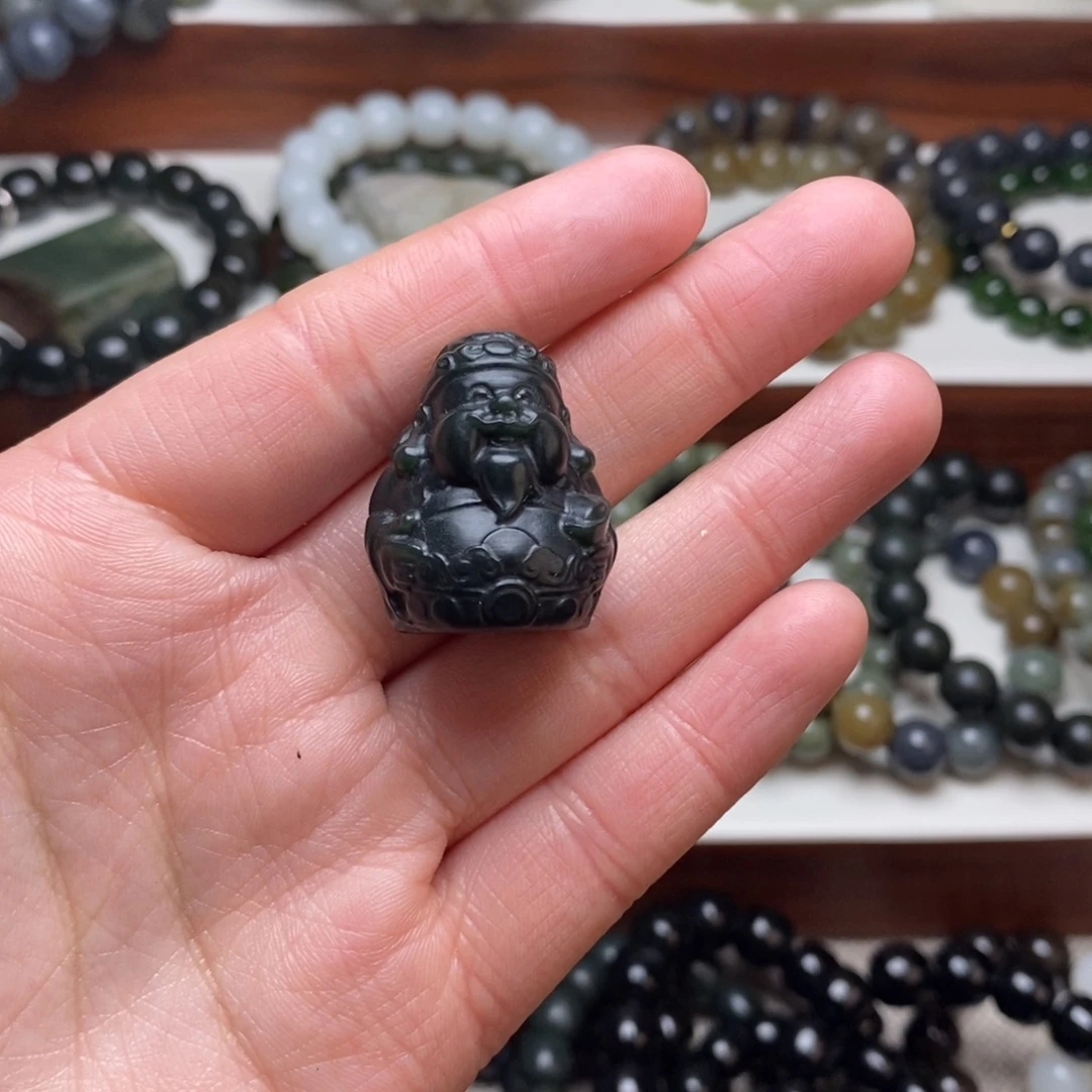 和田玉未镶嵌手串