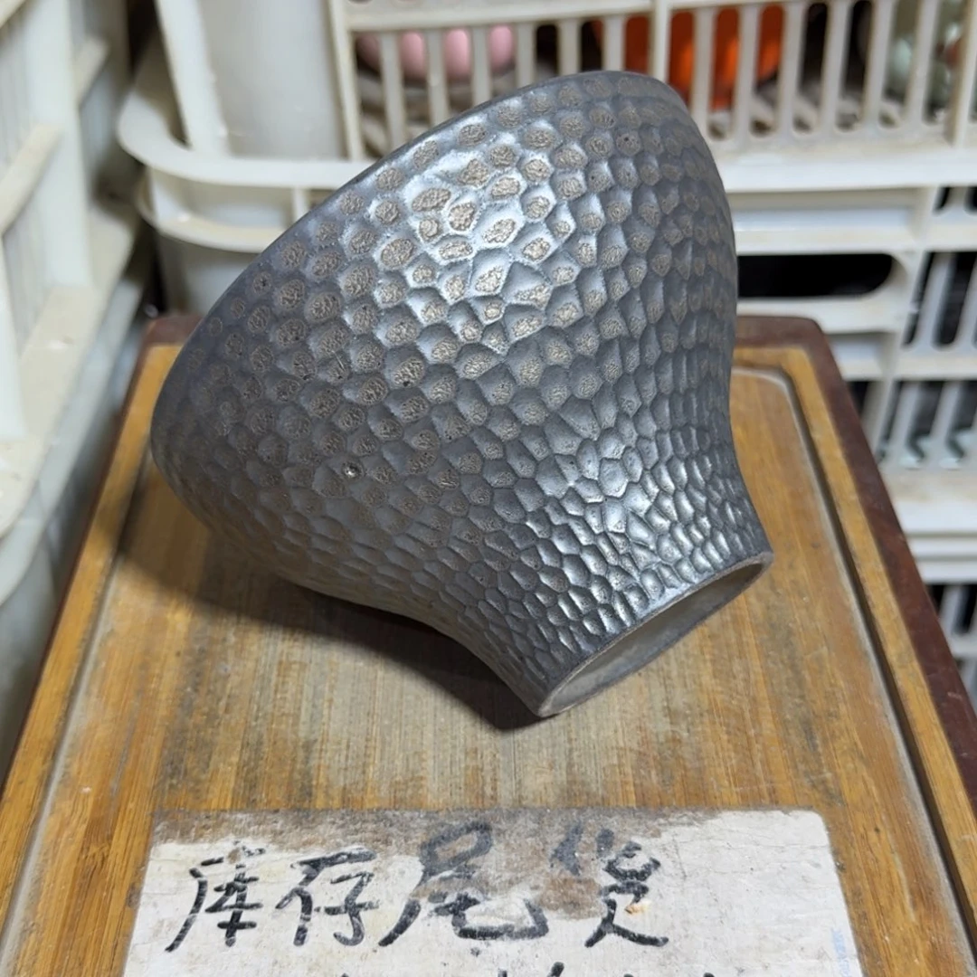 微瑕疵介意勿拍陶瓷器皿A985