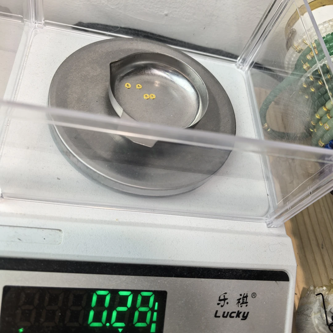 足金黄金文玩配饰0.28g直切隔片4mm/0.37 琪