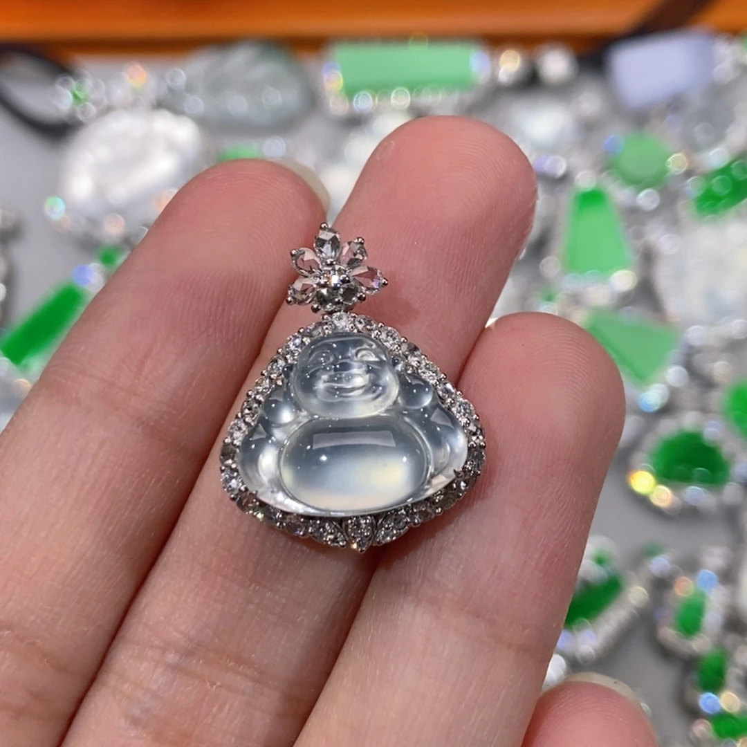 翡翠18K金镶嵌颈饰天然缅甸A货翡翠