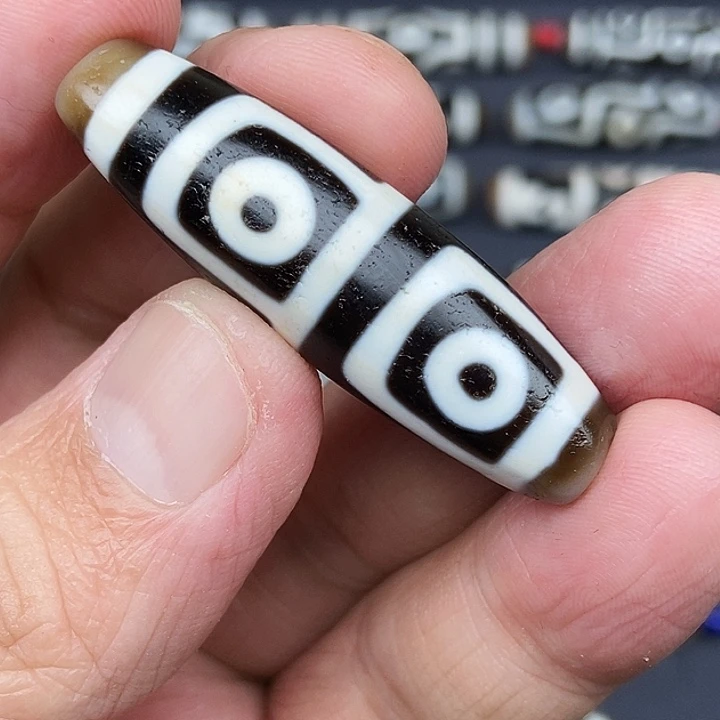 青***生玛瑙/玉髓未镶嵌颈饰