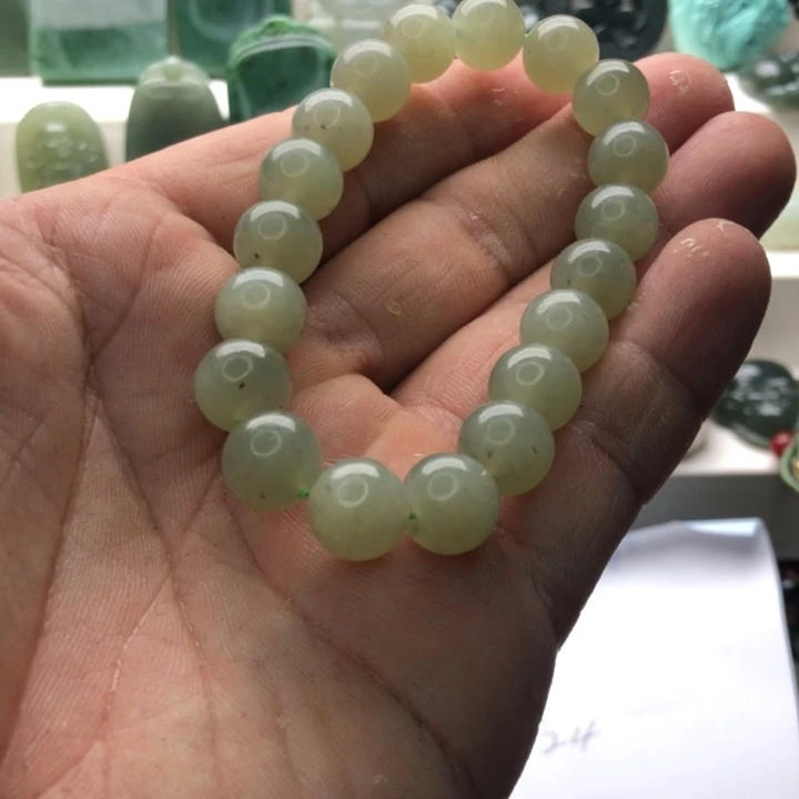星***海和田玉（糖玉）未镶嵌颈饰