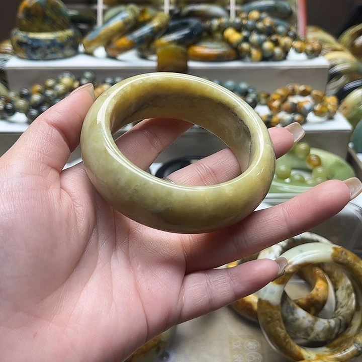 岫玉未镶嵌手镯58.2 圈口默认微瑕不退换