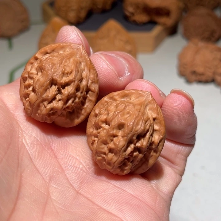 文玩核桃把件28野生