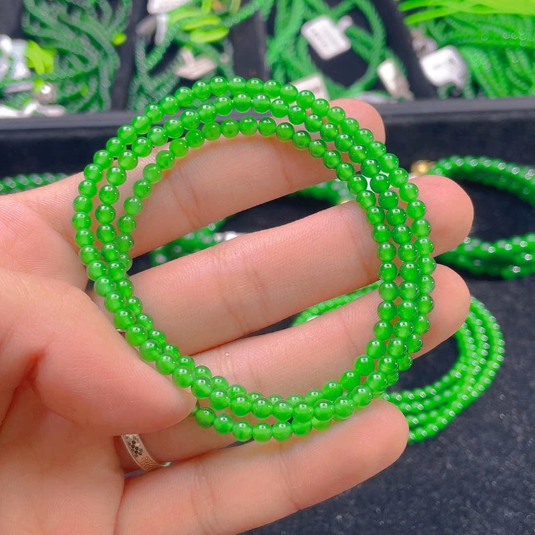 翡翠未镶嵌颈饰