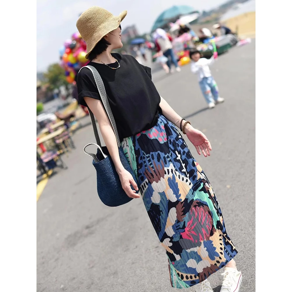 休闲时尚褶皱复古涂鸦印花半身裙夏季新款艺术感拼接侧开叉直筒裙