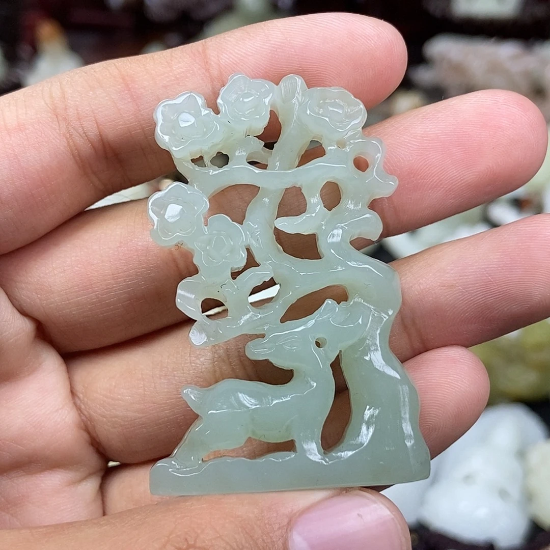 和田玉未镶嵌挂件