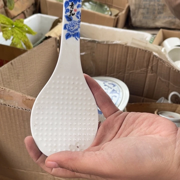 摆件陶瓷盘子碗都便宜2个