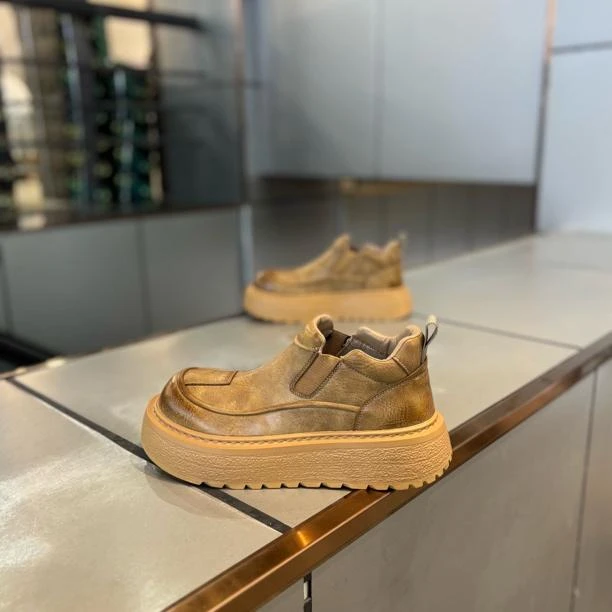 欧洲站男士轻奢马丁靴男2025新款冬季切尔西靴一脚蹬增高厚底男鞋