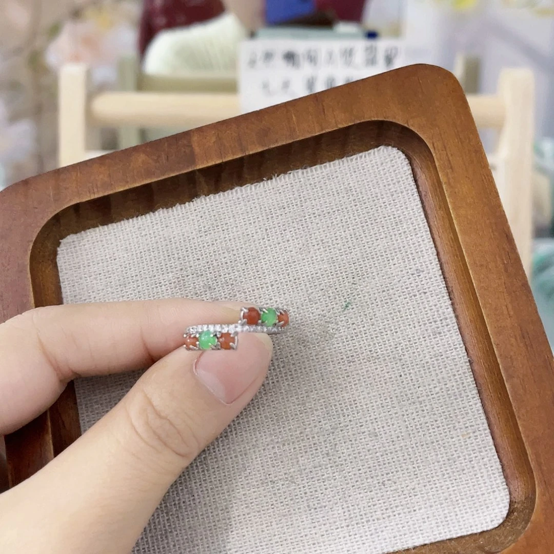 颈饰未镶嵌翡翠天然翡翠Ａ货