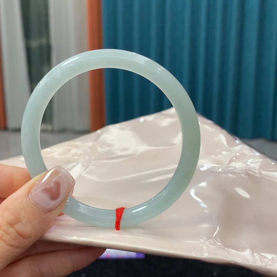 未镶嵌手镯翡翠完美者慎拍 圈口58.8