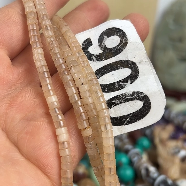 玛瑙/玉髓颈饰未镶嵌静**声