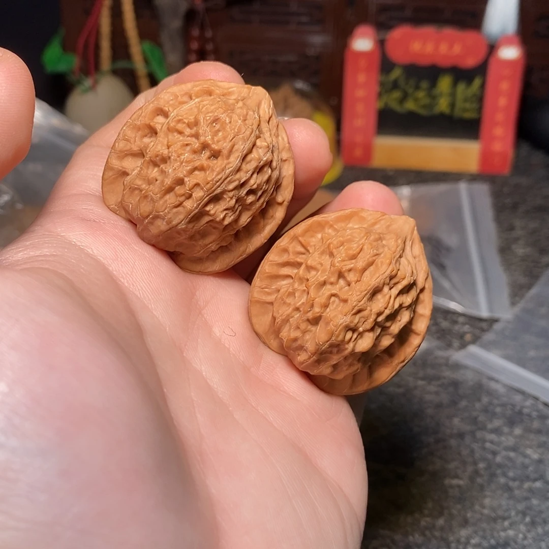 文玩核桃吊坠崔凯工资帽