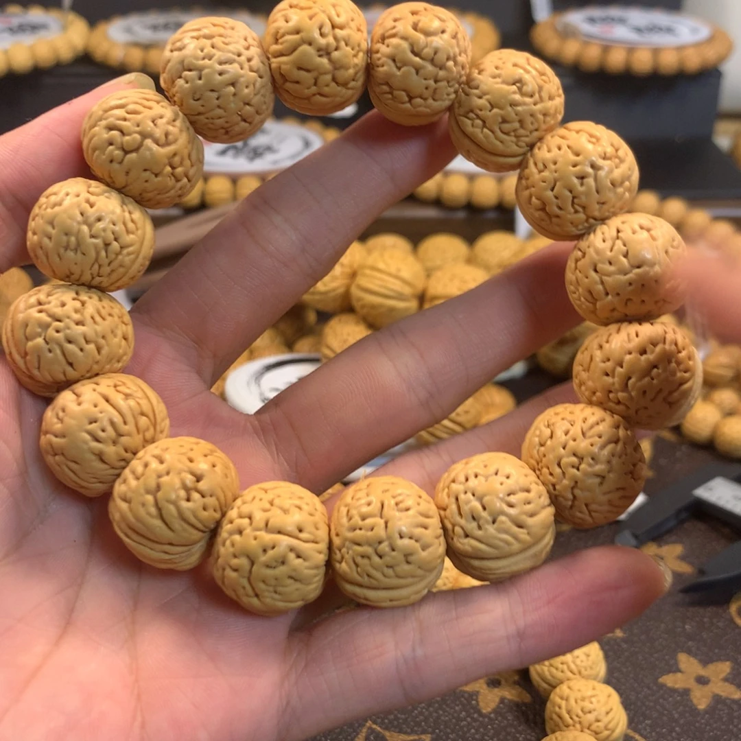 精品桃核苹果吧吧