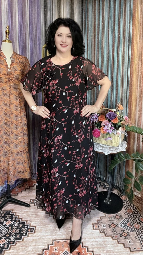 长裙单排扣法式碎花夏季连衣裙气质旗袍嘻哈风森系