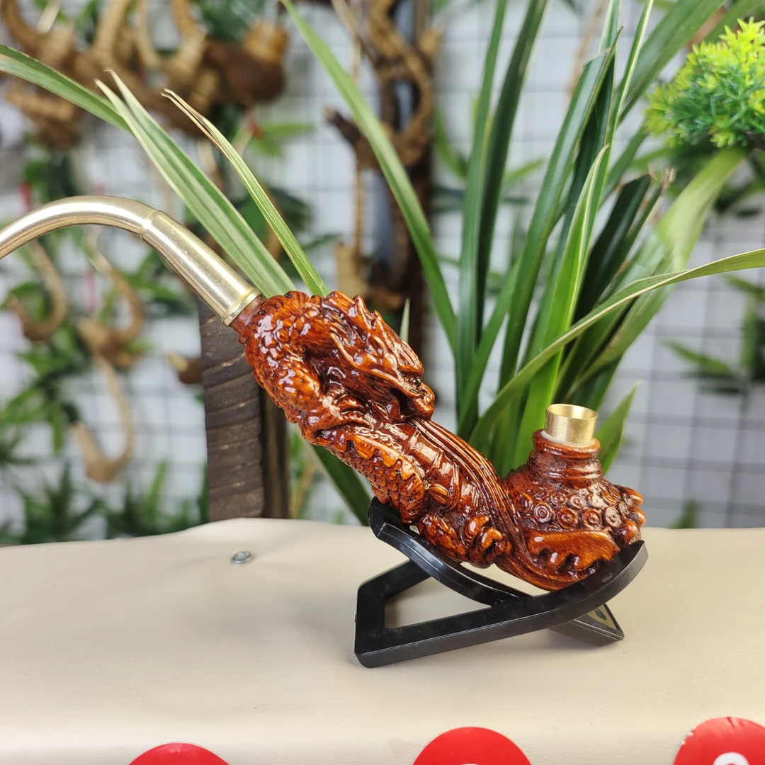 贵州民间实心竹雕刻盘龙斗红色一体铜嘴十八公分左右三用火口