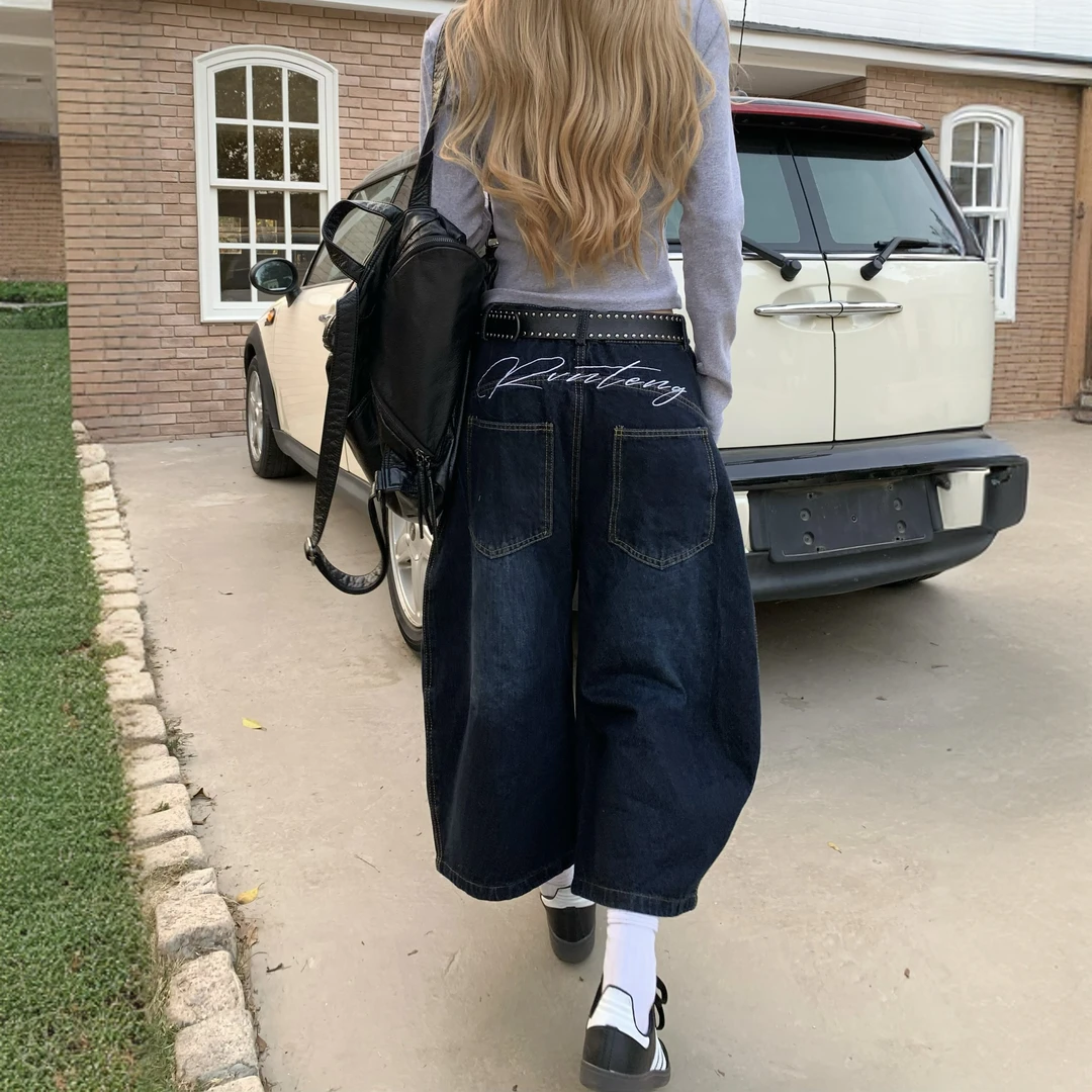 大码美式背后刺绣拼接弯刀裤牛仔裤女夏季新款复古阔腿七分裤短裤