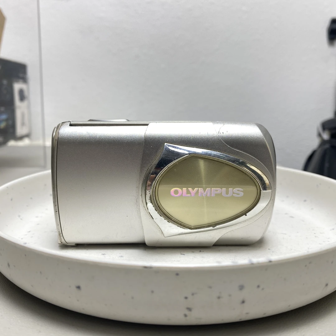 9新 Olympus/奥林巴斯 奥林巴斯U400自备读卡器500万像素3倍变焦