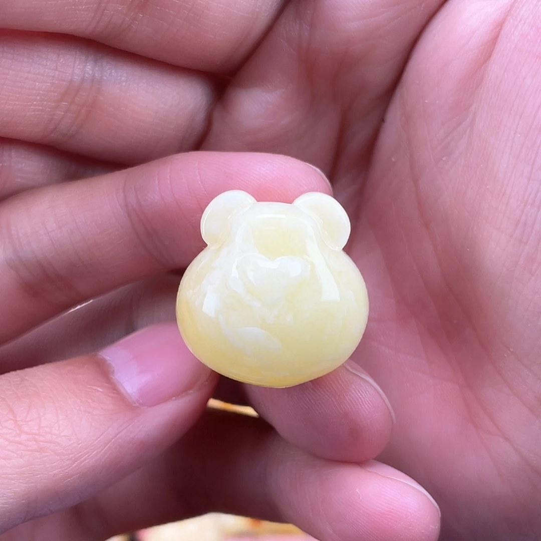 琥珀裸石未镶嵌蜜蜡