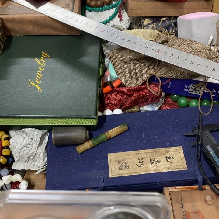 瓷片哈中古工艺品一件