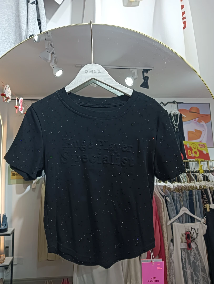 字母款小t 满金满钻