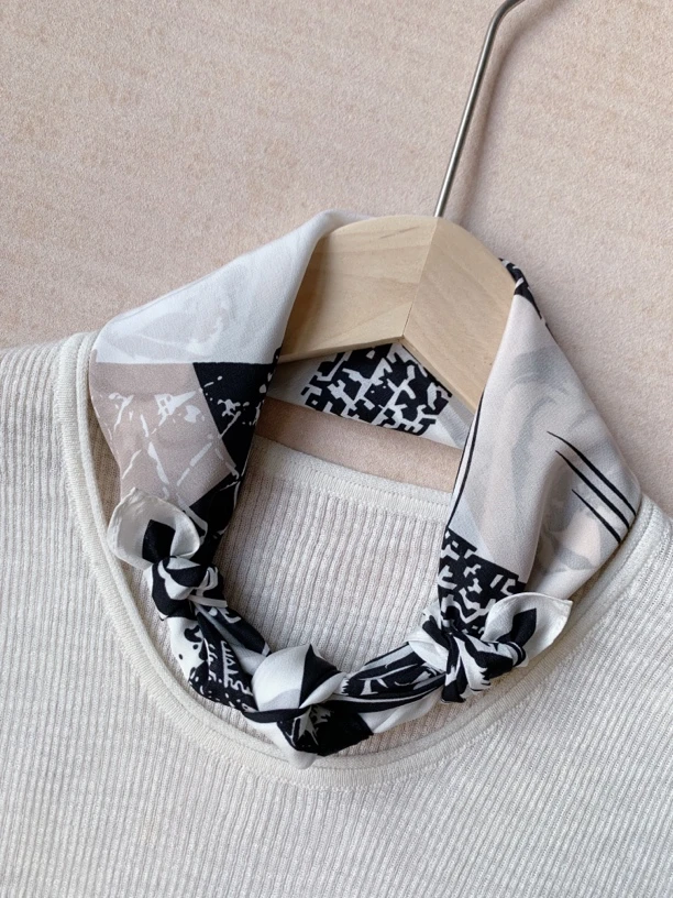 Coco小姐的旅途桑蚕丝双绉春夏清新休闲时尚丝巾65cm方巾