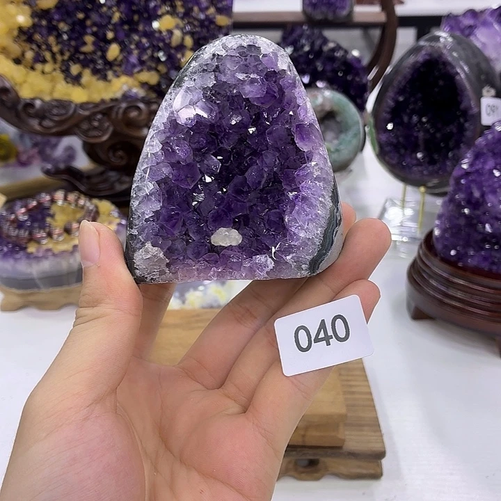 大型摆件（非配饰）未镶嵌水晶