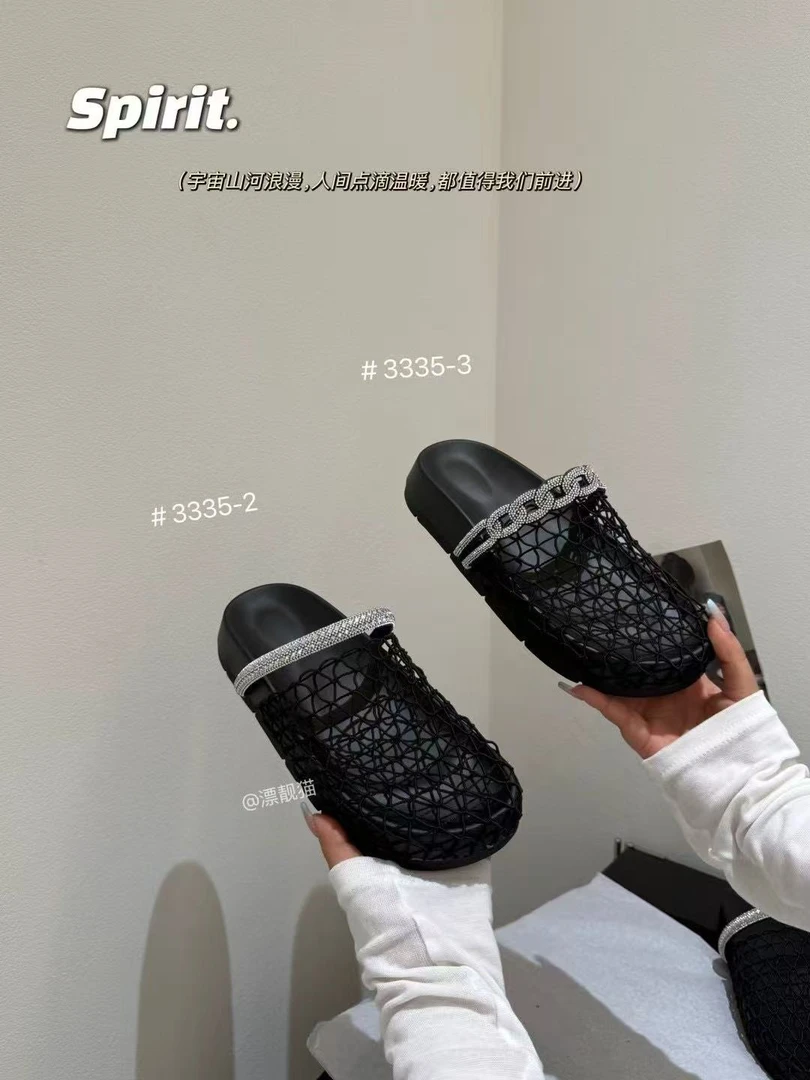 仙女风平底凉拖鞋女外穿小众2025年夏季包头网面水钻软皮沙滩半拖