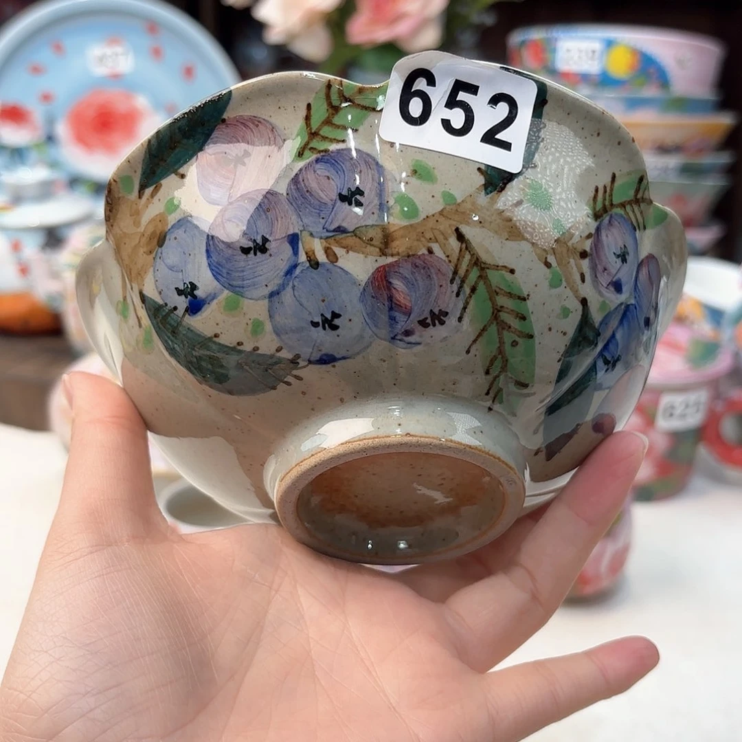 瓷片兔兔好可爱呀打个