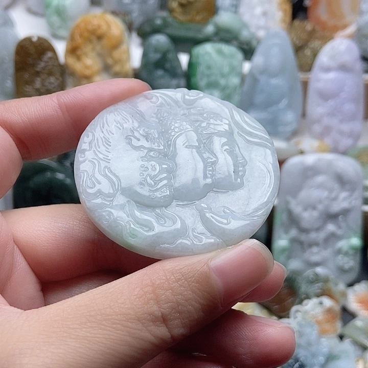 翡翠未镶嵌颈饰翡翠