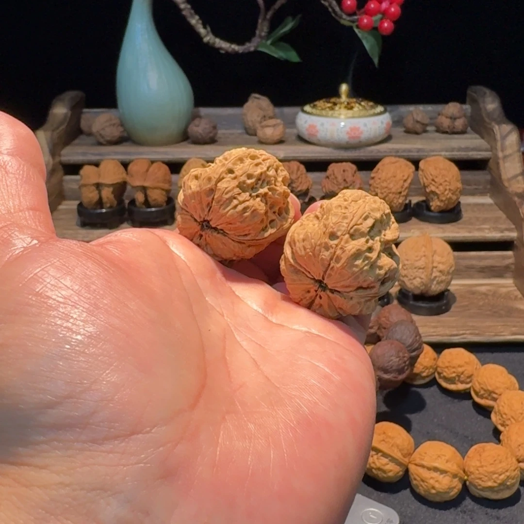 把件文玩核桃云南铁核桃39