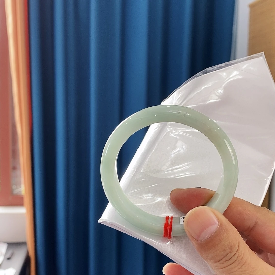 未镶嵌手镯翡翠翡翠