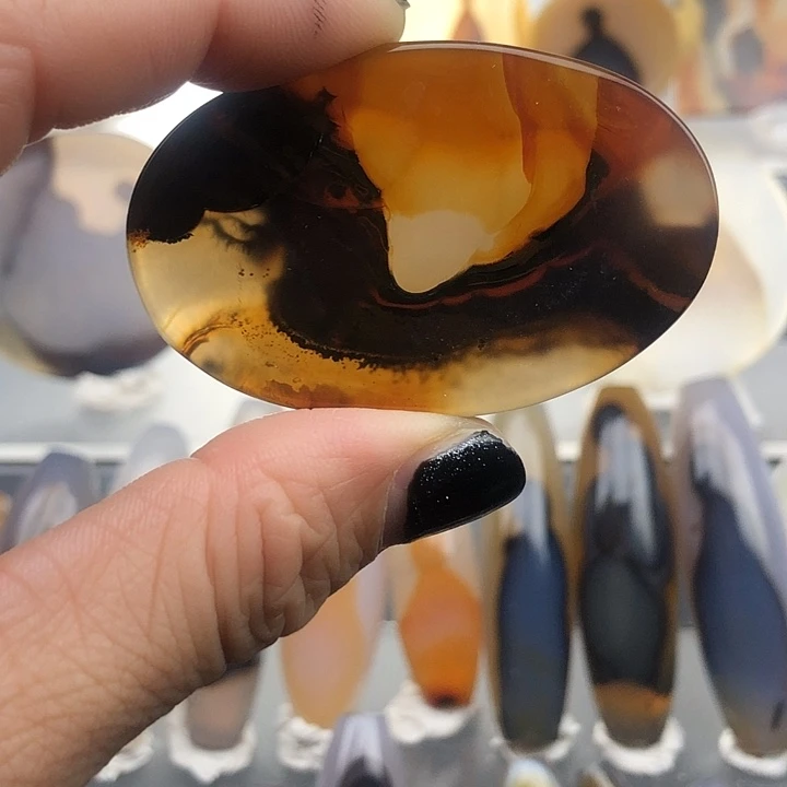 查罗石未镶嵌珠宝半成品124