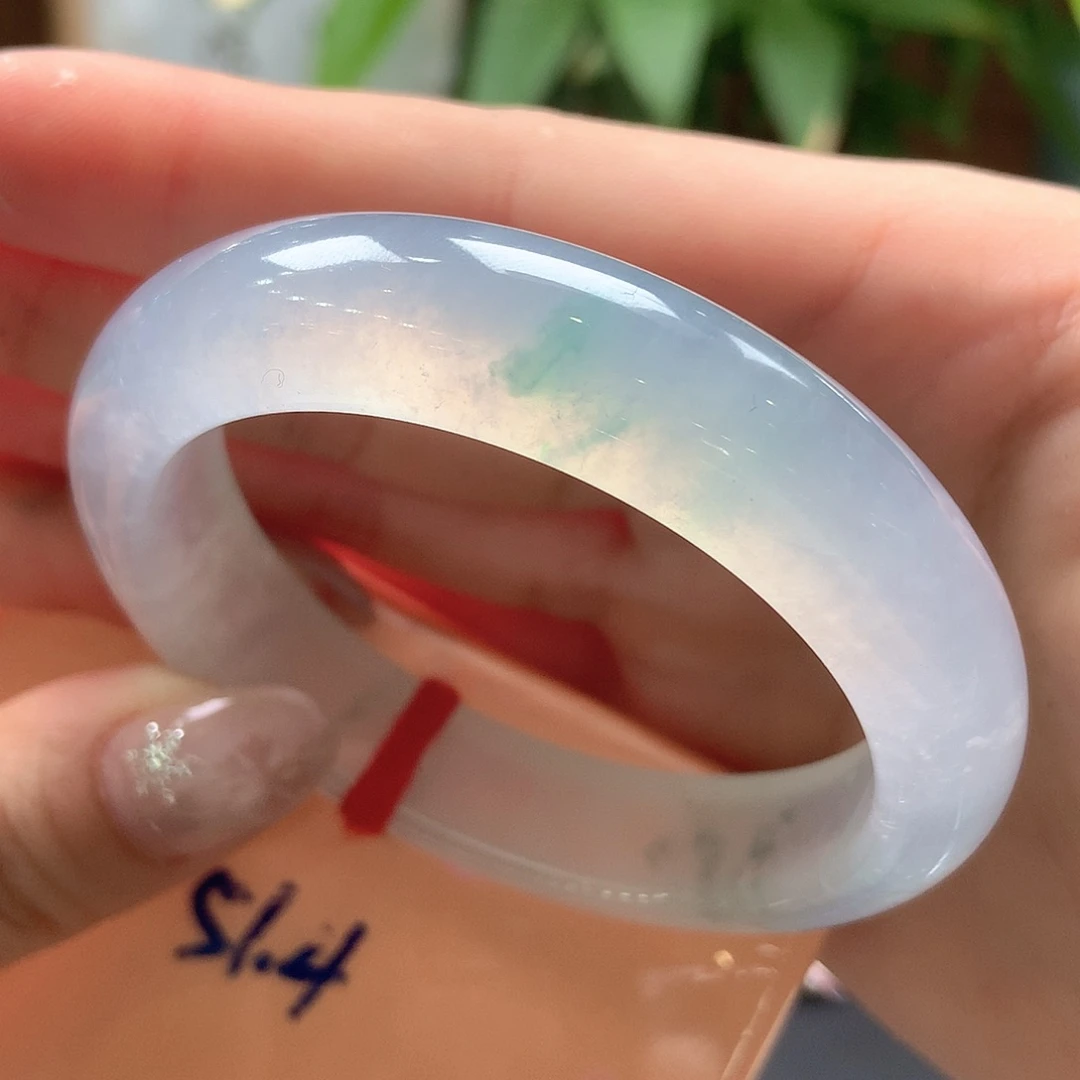 翡翠未镶嵌手镯白冰炸光飘绿78号