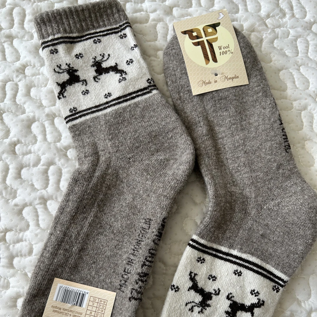 进口100%羊毛袜女士秋冬加厚保暖透气吸汗中筒袜