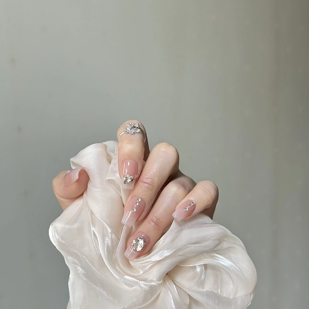 【实拍68】2025新款纯欲风指甲贴片高级感穿戴甲显白带钻纯手工美甲