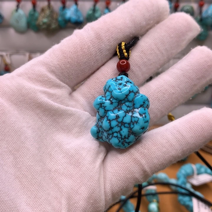 绿松石未镶嵌原矿