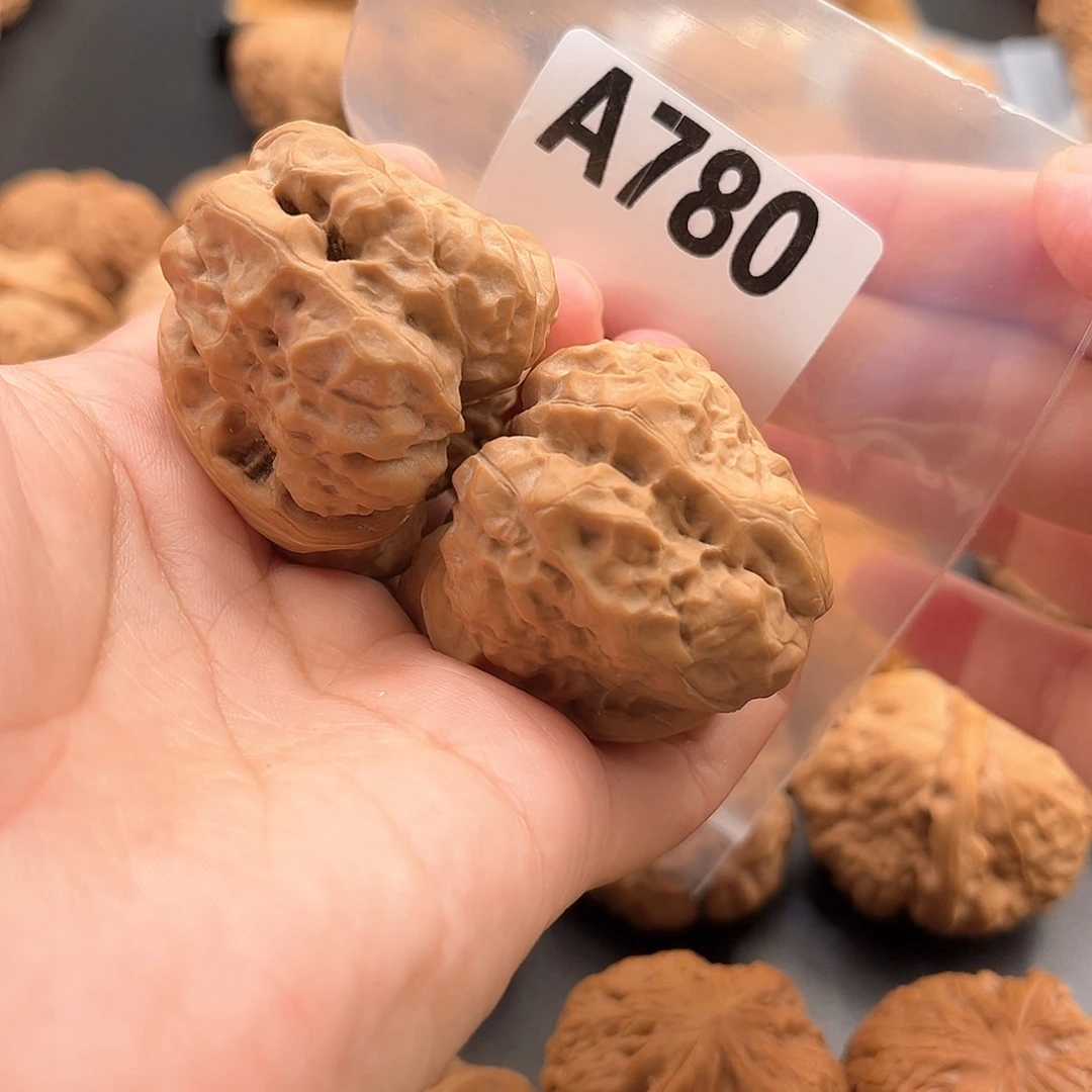 李****把件文玩核桃蛙蛙精品40度46