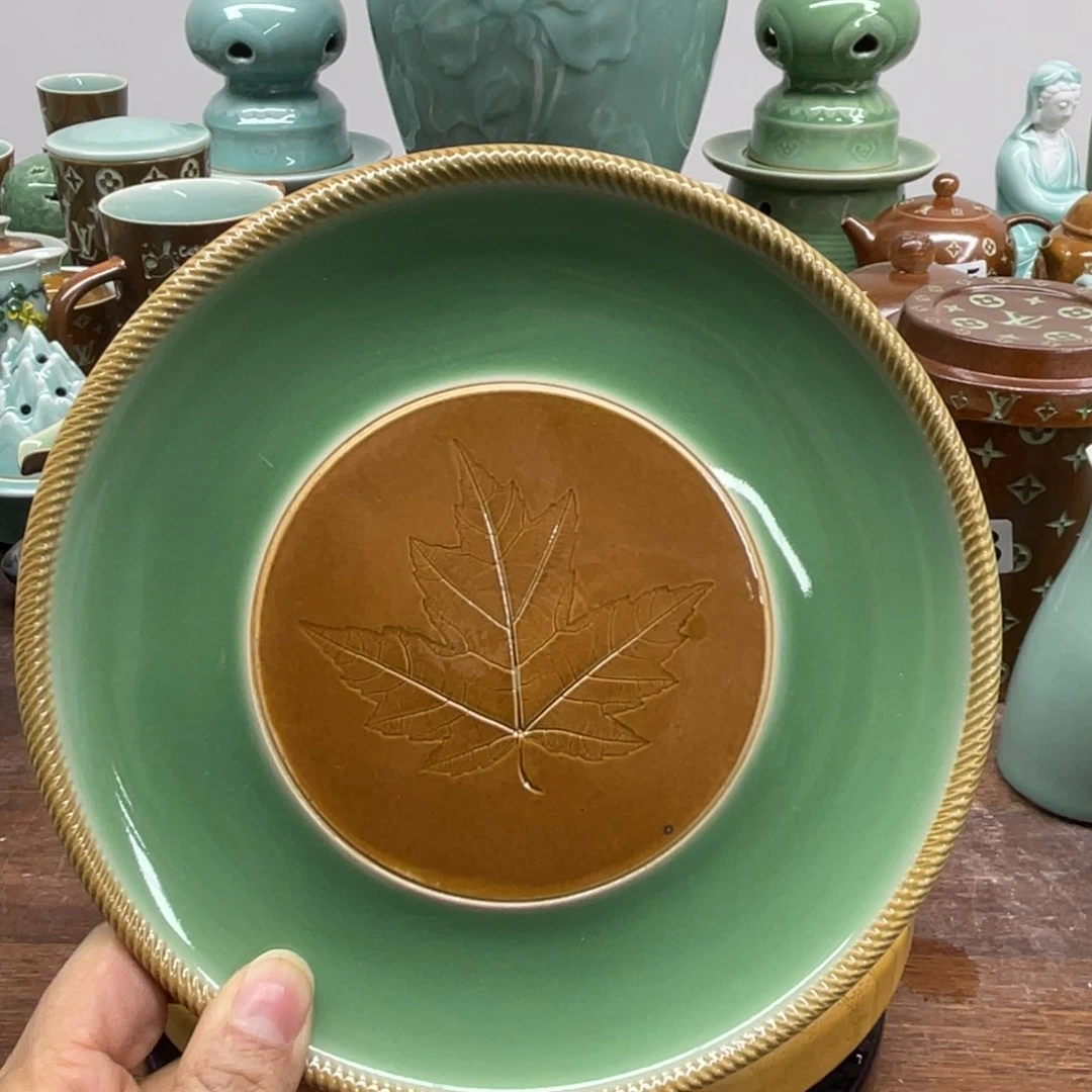 微瑕特价青瓷17.5厘米（壶承