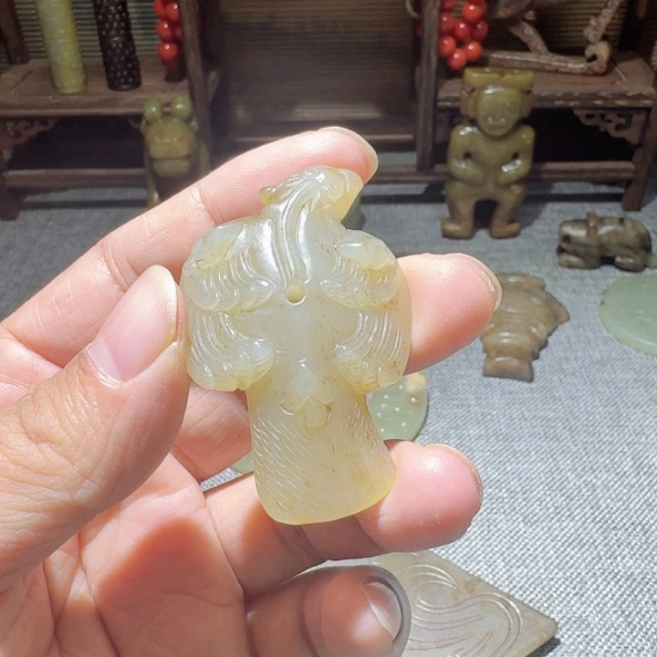 福***造和田玉（糖玉）未镶嵌颈饰